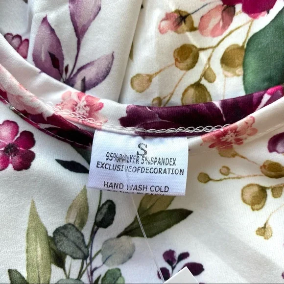 Girl Boutique White Rose Dress - Picture 2 of 2